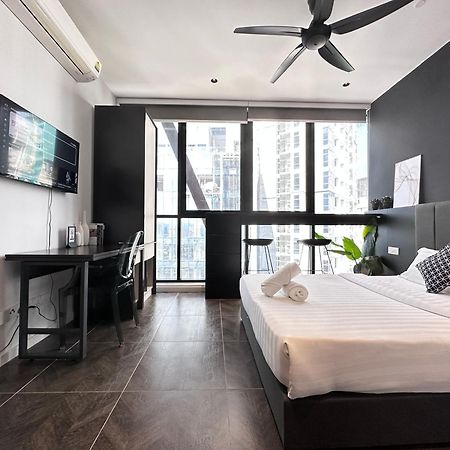 Scarletz Suites Klcc Twin Tower By Purple Orchid Κουάλα Λουμπούρ Εξωτερικό φωτογραφία
