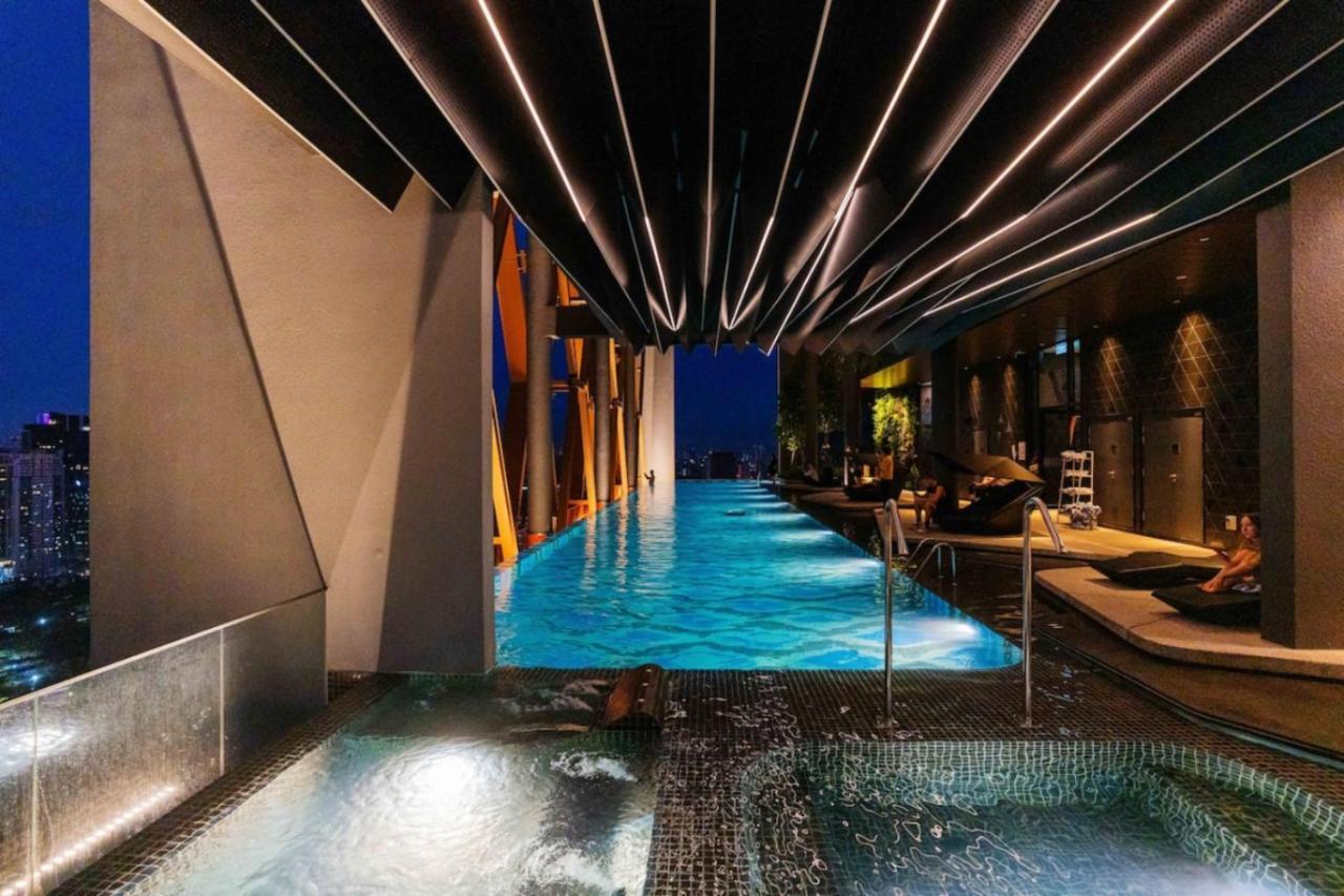 Scarletz Suites Klcc Twin Tower By Purple Orchid Κουάλα Λουμπούρ Εξωτερικό φωτογραφία