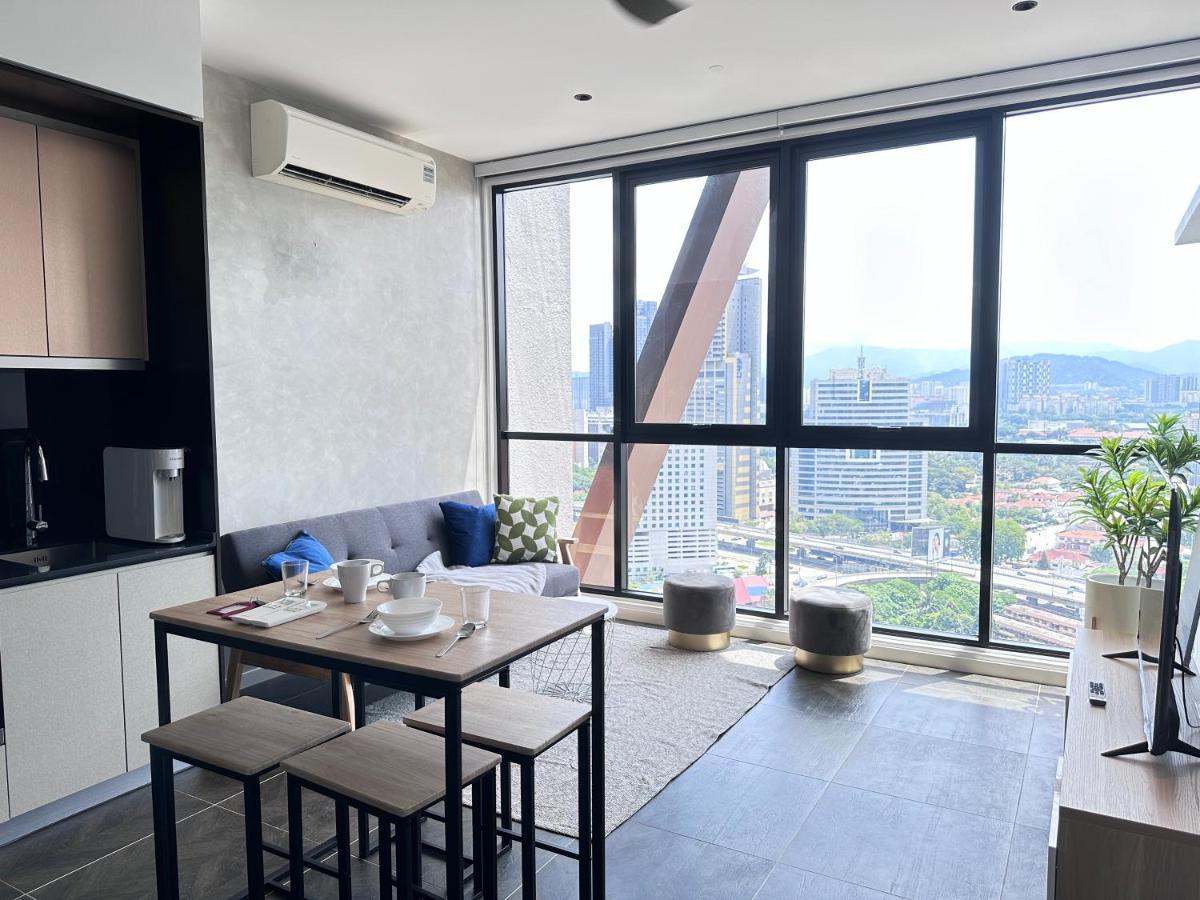 Scarletz Suites Klcc Twin Tower By Purple Orchid Κουάλα Λουμπούρ Εξωτερικό φωτογραφία