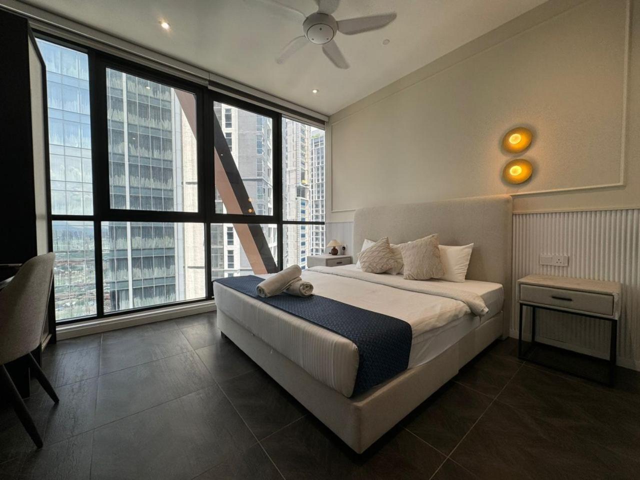 Scarletz Suites Klcc Twin Tower By Purple Orchid Κουάλα Λουμπούρ Εξωτερικό φωτογραφία