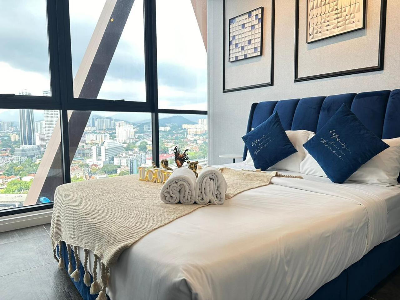 Scarletz Suites Klcc Twin Tower By Purple Orchid Κουάλα Λουμπούρ Εξωτερικό φωτογραφία