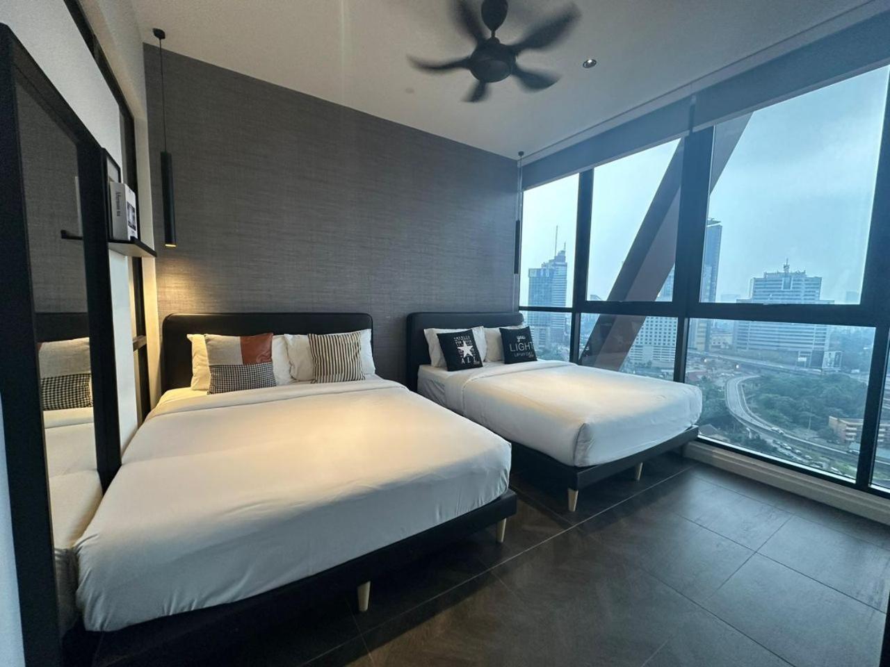Scarletz Suites Klcc Twin Tower By Purple Orchid Κουάλα Λουμπούρ Εξωτερικό φωτογραφία